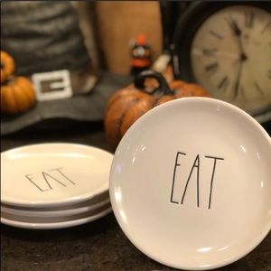 Rae Dunn EAT plates